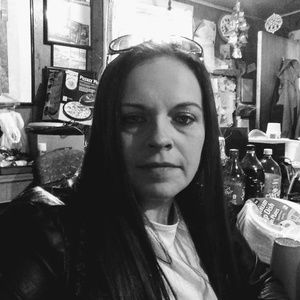 Meet your Posher, Renee